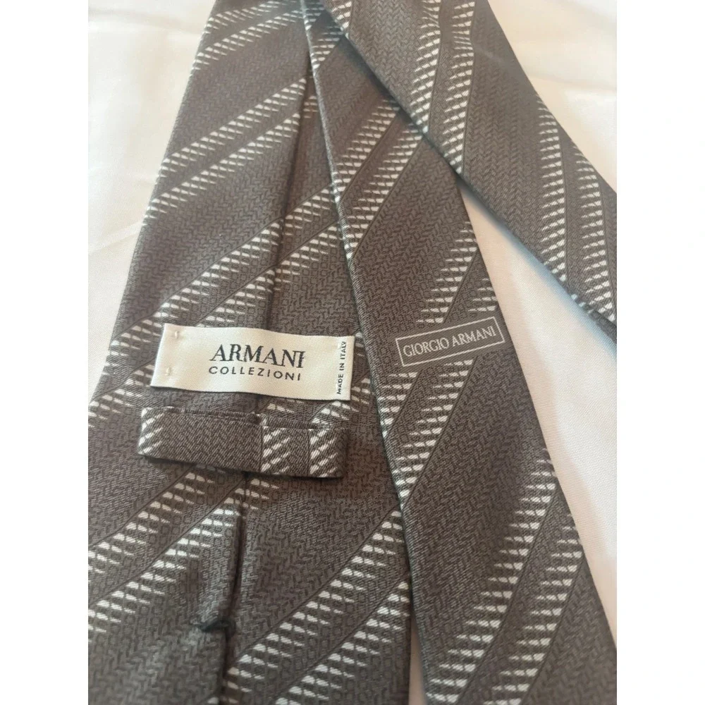 Armani Collezioni Mens Silk Tie Brown Olive Diagonal Stripe Made in Italy